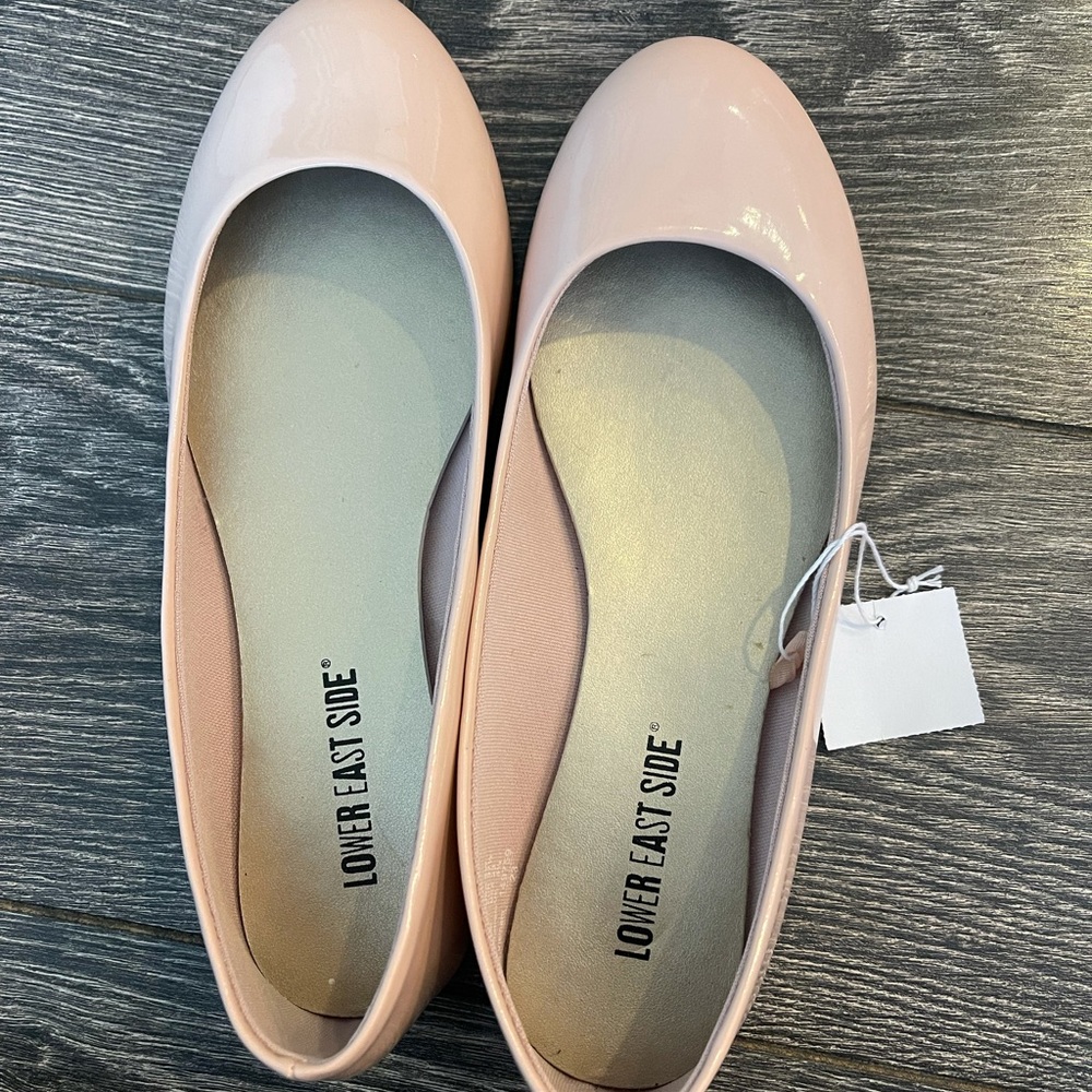 ballet flats